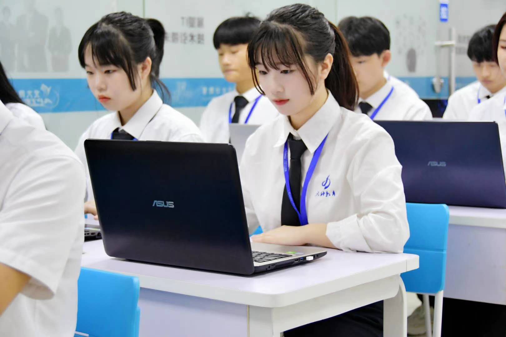 逐夢(mèng)青春，勇闖未來(lái)！第十一屆“北大青鳥(niǎo)杯”全國(guó)IT精英挑戰(zhàn)賽燃炸來(lái)襲！